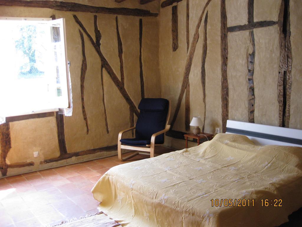 Relais Du Haget Bed & Breakfast Cravenceres Exterior foto