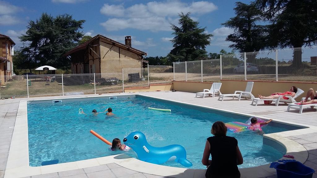 Relais Du Haget Bed & Breakfast Cravenceres Exterior foto